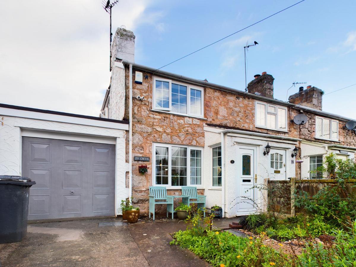 Welsh Country Cottage In Beautiful Village Llandudno Junction Exterior photo